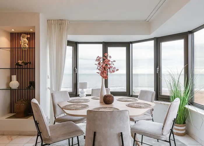 Apartment Huswell - Stylish With Sea View